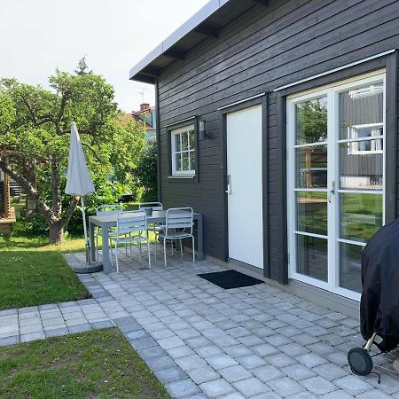 Toppmodernt Litet Hus Naera Kalmar Slott Och Havet Kültér fotó