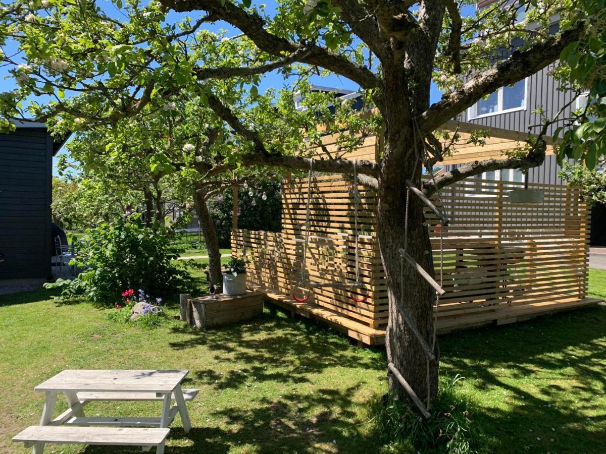 Toppmodernt Litet Hus Naera Kalmar Slott Och Havet Kültér fotó